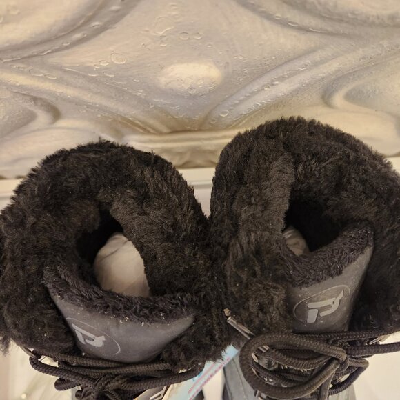 Propet "Blizzard" Mid Lace II Black/Aztec Knit Lace up boots. NIB. Size 7 - Picture 6 of 13